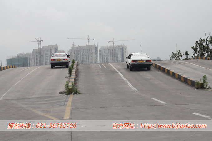 上海马陆驾校科目三路考通过公共汽车站须知