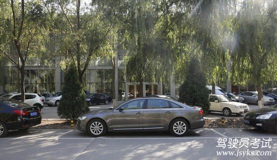 侧方位停车项目训练诀窍